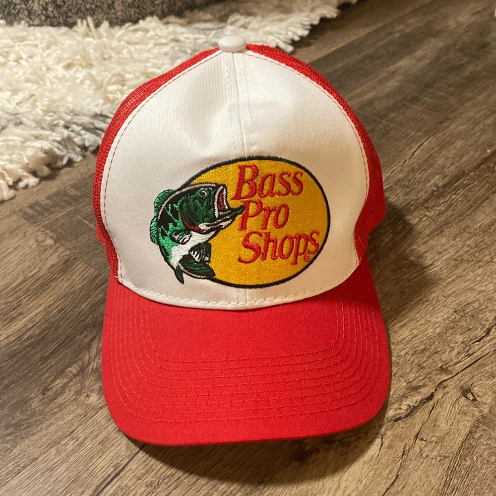 Mens one size bass pro baseball hat- red and white